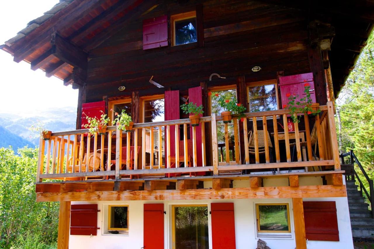 Ferienwohnung Idyllic Chalet In Evolene, With View On The Dent Blanche And The Mountains Exterior foto