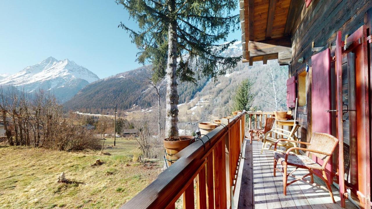 Ferienwohnung Idyllic Chalet In Evolene, With View On The Dent Blanche And The Mountains Exterior foto